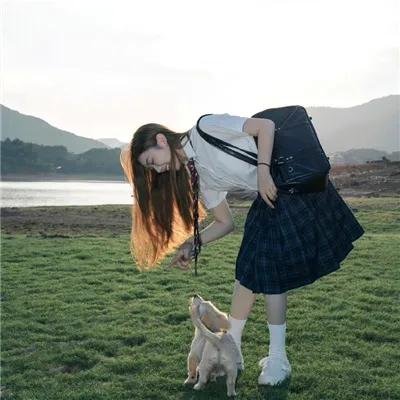 朋友与鳄鱼